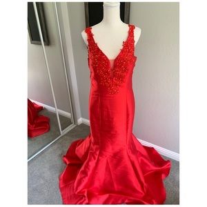 Gorgeous red formal gown